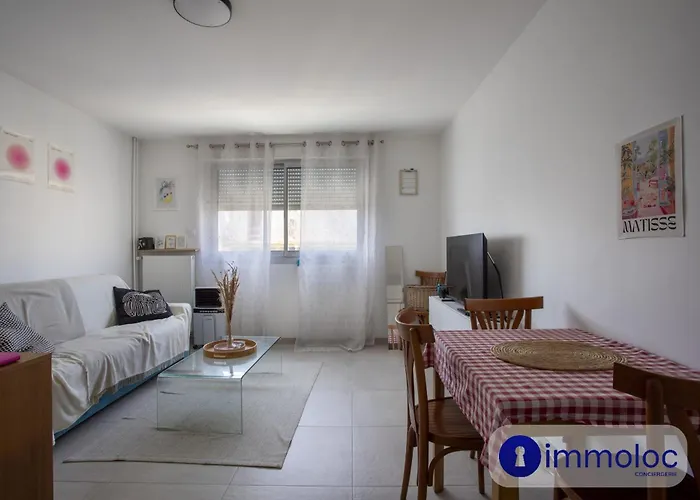 Appartement Proche Aéroport *